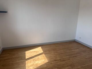  Appartement à louer 3 pièces 56 m²