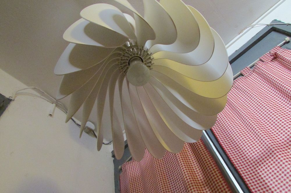 Suspension moderne, dans le go&ucirc;t de Tom Rossau Décoration