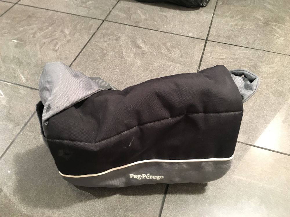 SAC &agrave; LANGER PEG PEREGO gris Puériculture
