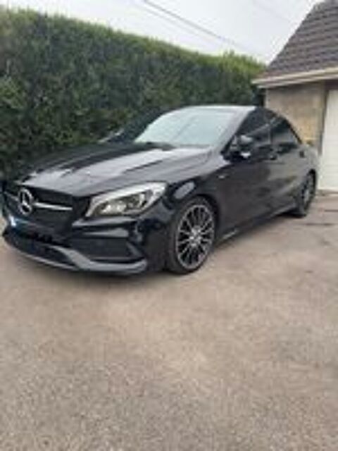 Classe CLA 200 d 7-G DCT 4Matic Fascination 2017 occasion 59670 Winnezeele
