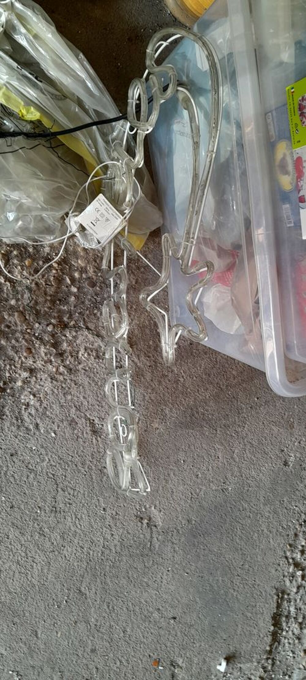 Divers decos &eacute;lectrique de noel bon etat 5 euros l.unit&eacute; Electroménager