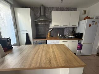  Appartement à louer 2 pièces 50 m²