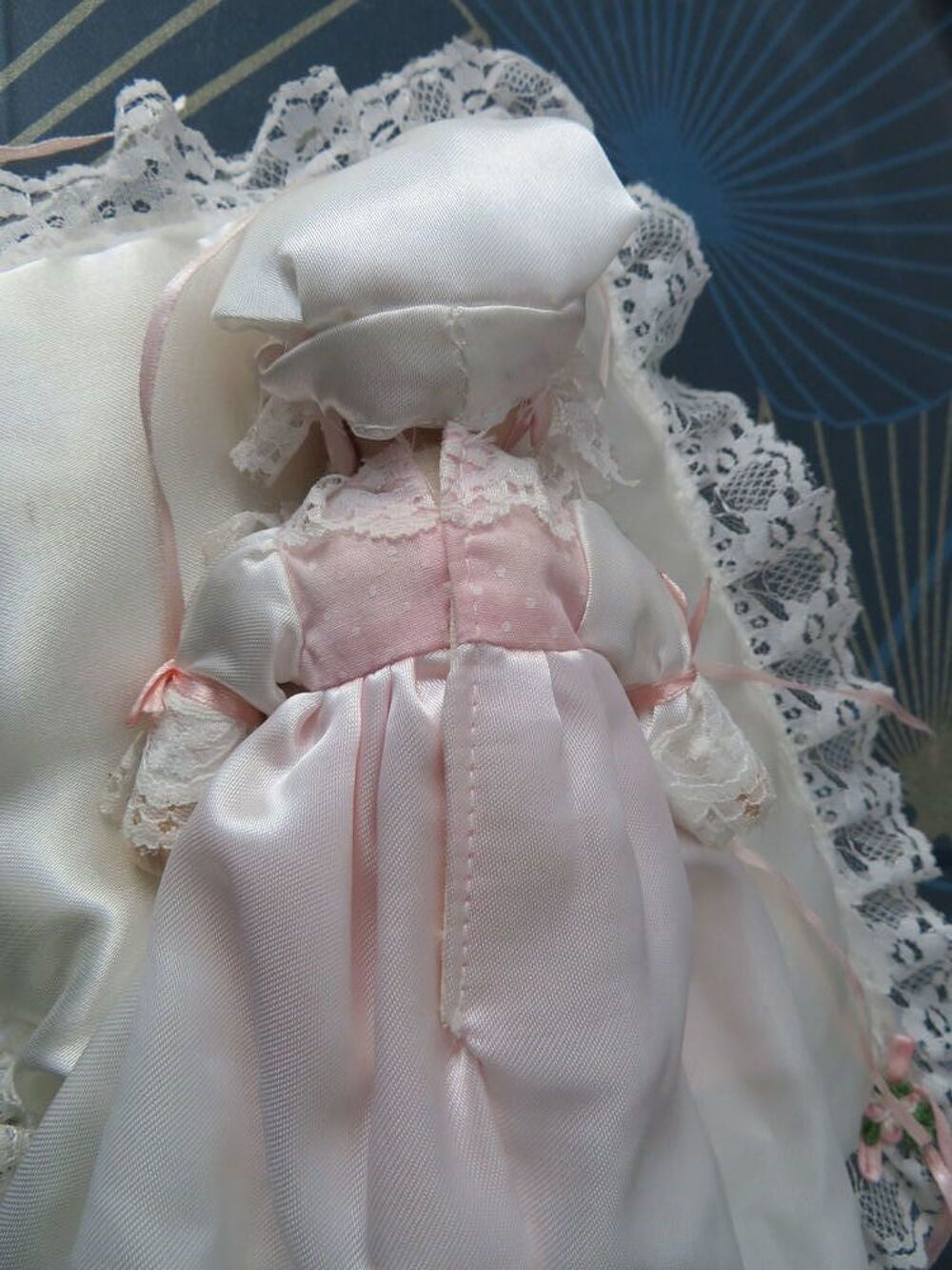 Quel joli b&eacute;b&eacute; endormi !! 