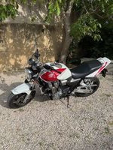 HONDA 2004 occasion 13330 Pélissanne