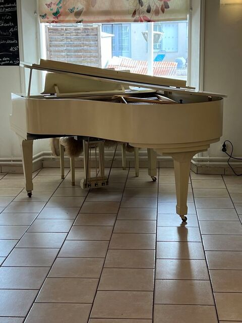 Piano Kawai 1/4 de queue KG-3C 4950 zy-sur-Eure (27)