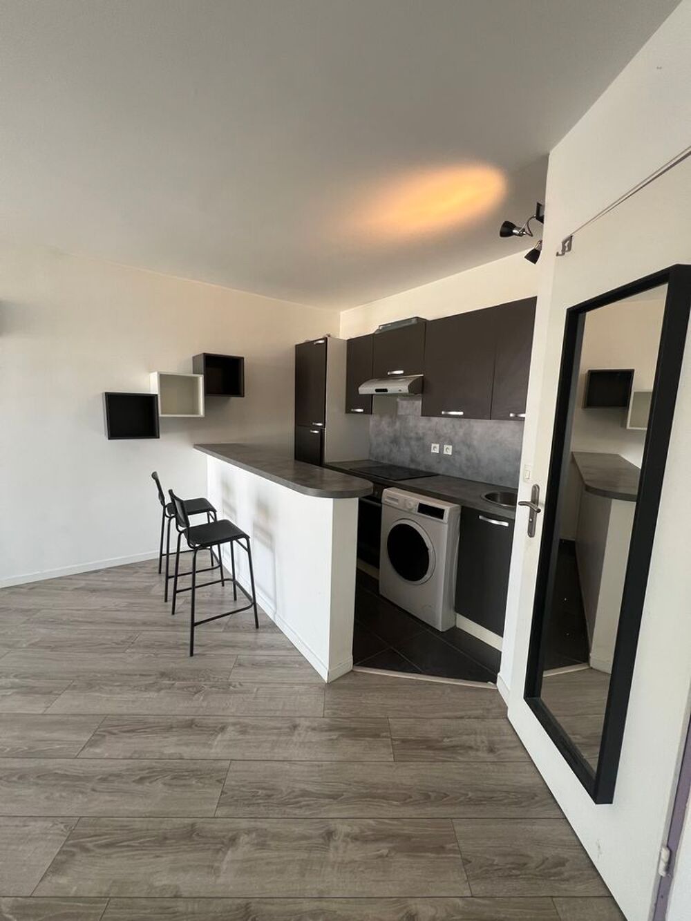 Vente Appartement PART. STUDIO BIS-METRO CORMONTAIGNE LILLE- CH ET BALCON Lille