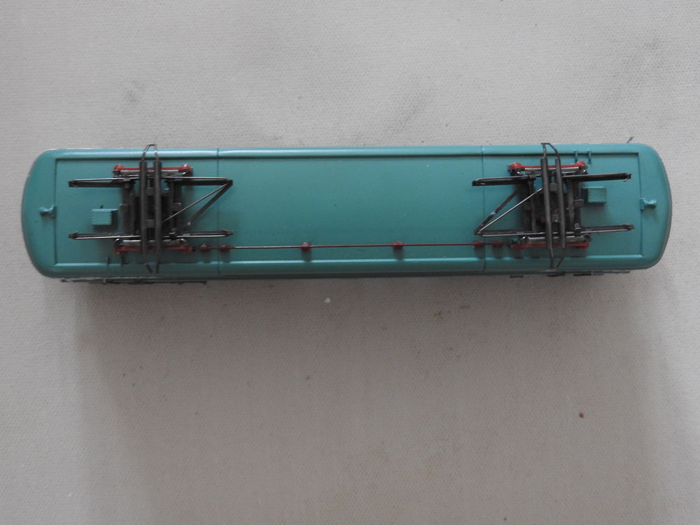 Echelle HO - M&auml;rklin Loco &eacute;lectrique BB 9223 SNCF r&eacute;f. 3038 