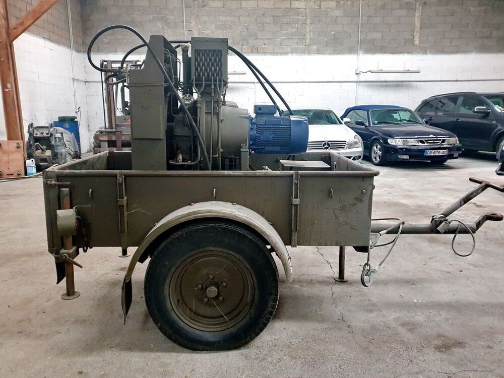 Remorque militaire de collection pour chasse, p&ecirc;che, plong&eacute;e 