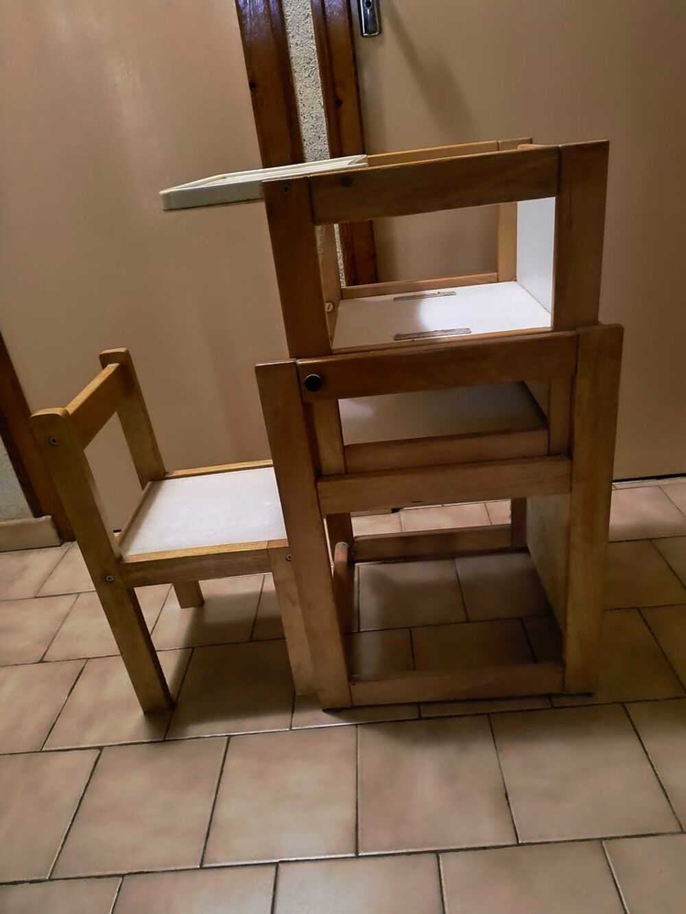 chaise haute pour b&eacute;b&eacute; transformable Mobilier enfants