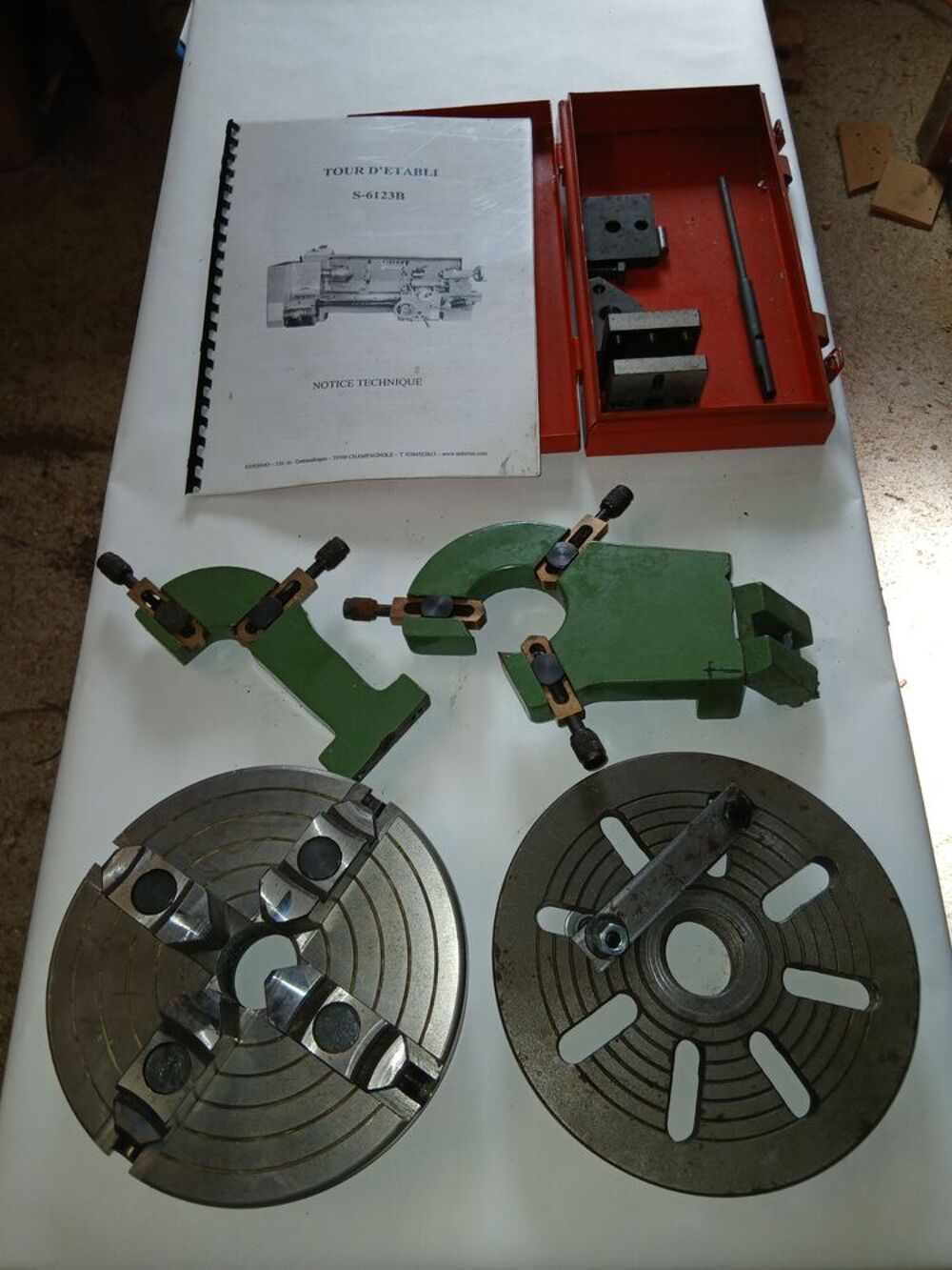 Tour &agrave; m&eacute;taux Bricolage