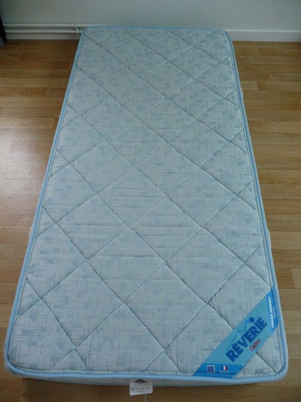 Matelas 90 x 190 Grand Confort Ferme - N E U F Meubles