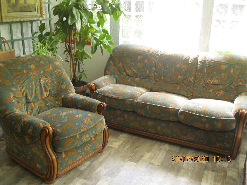 canap&eacute; 3 places plus 1 fauteuil Meubles