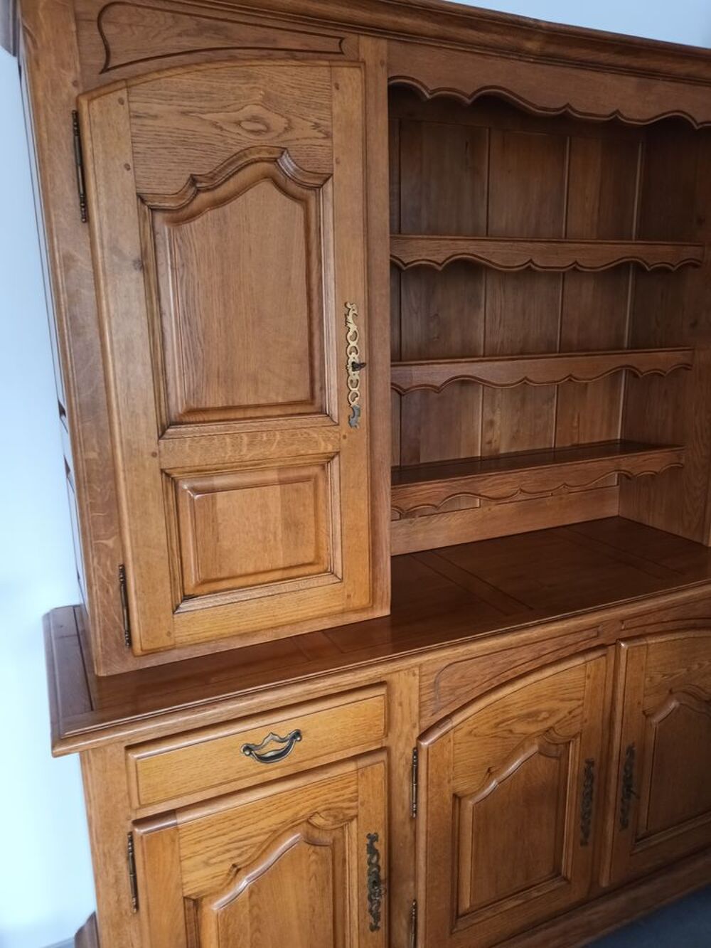 BUFFET VAISSELIER CHENE MASSIF long.2m35 Meubles