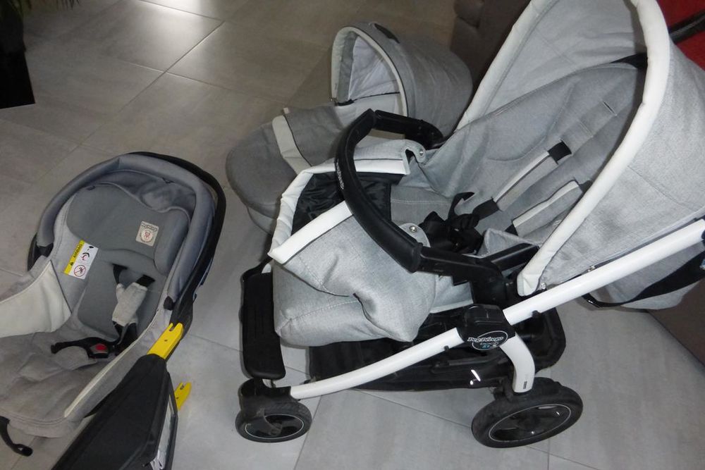 POUSSETTE TRIO (nacelle cosy poussette) PEG PEREGO
Puériculture