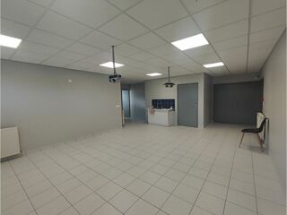  Plateau à vendre 12 pièces 531 m²