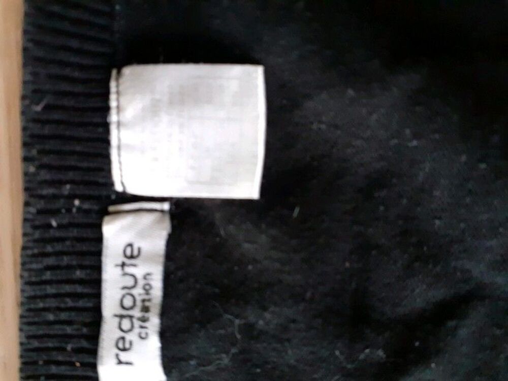 Pull l&eacute;ger Vêtements