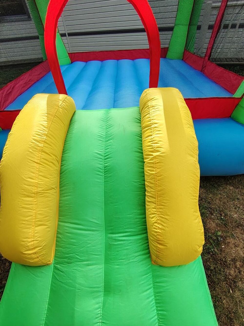 Ch&acirc;teau gonflable Jeux / jouets