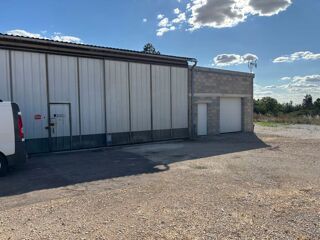  Immeuble à vendre 2000 m² Époisses