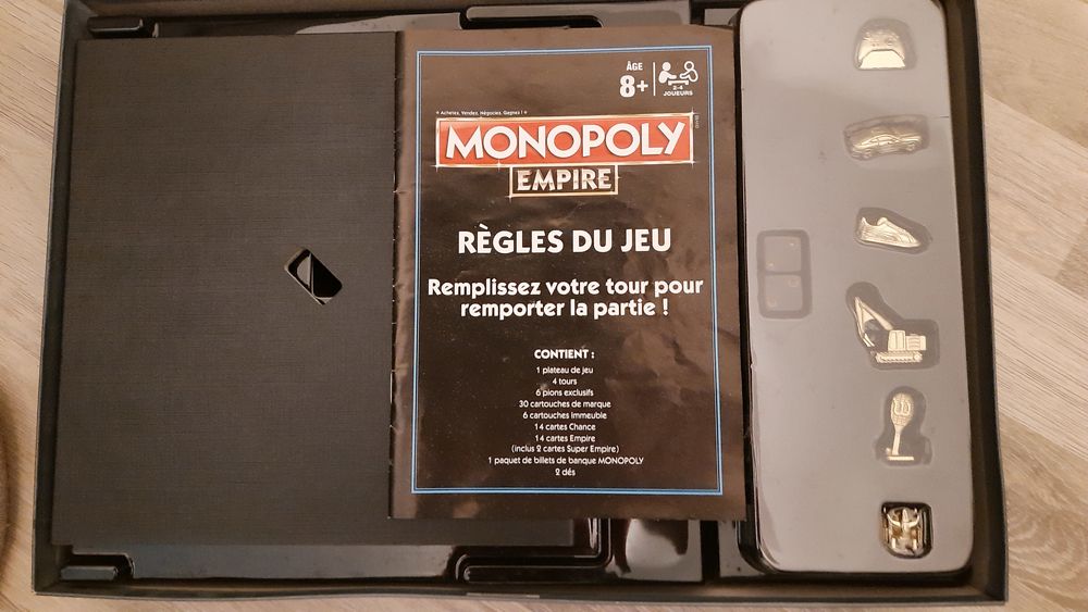 Monopoly Empire ? Jeu de Soci&eacute;t&eacute; Version Fran&ccedil;aise Jeux / jouets