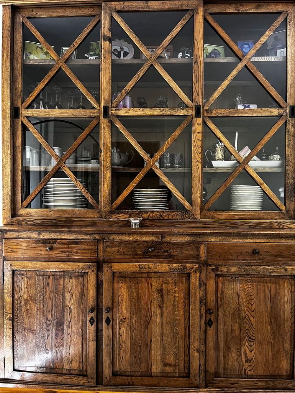 meuble en bois, massif Meubles