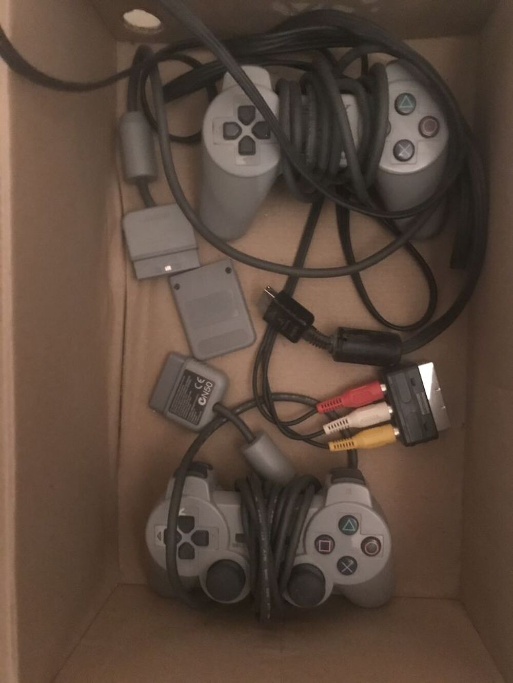 PS1 origine sans puce made in Japan Consoles et jeux vidéos