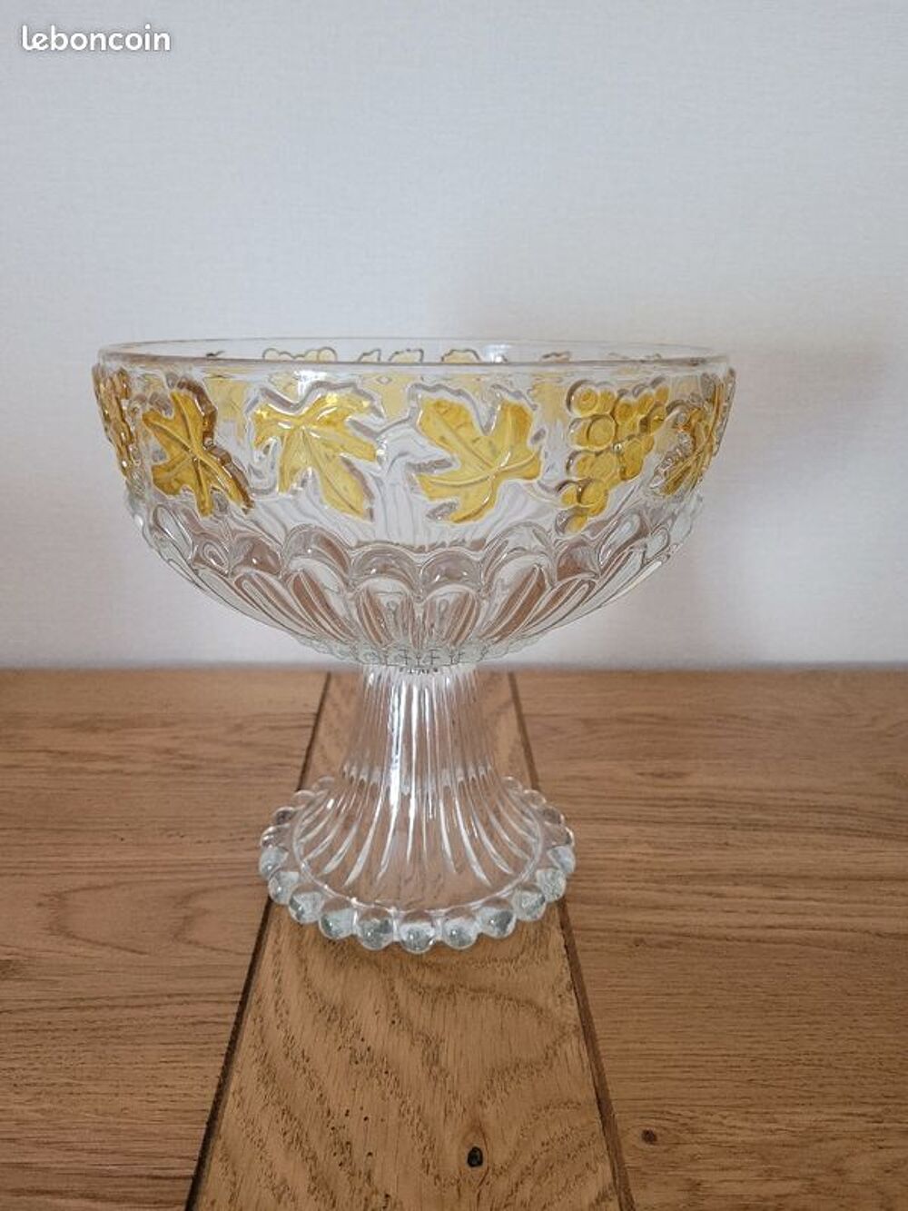 Coupe &agrave; fruits motifs feuilles et raisins Cuisine