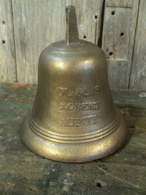 Cloche en Bronze Sonnaille DUBOIS ROBERT AU PUY  130 Loches (37)