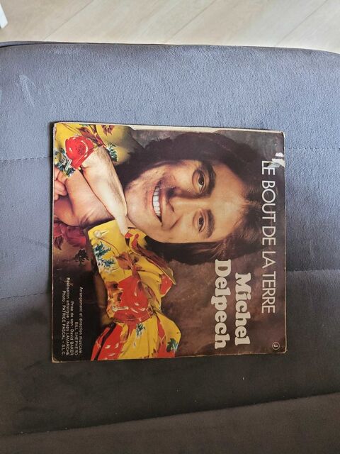 un disque vinyl 45 tours 10 Draguignan (83)
