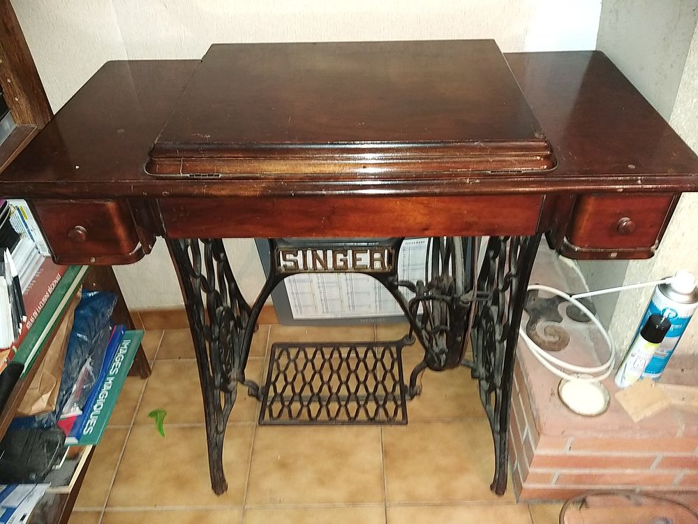 machine a coudre ancienne Meubles
