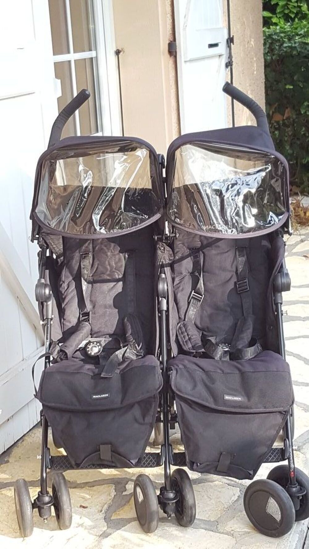 Poussette double Mac Laren en tr&egrave;s bon &eacute;tat Puériculture