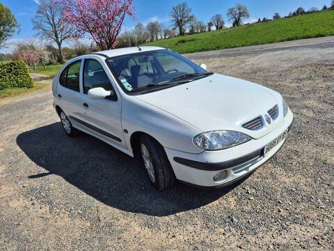 Renault megane Automatique 1.6 16v première main