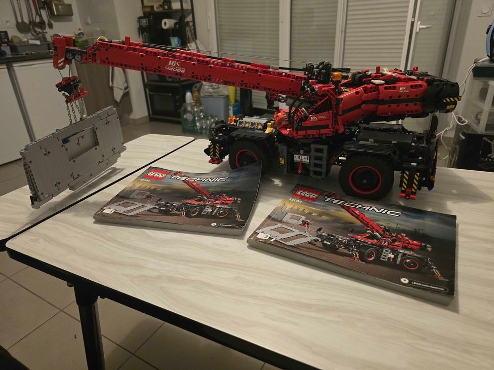 grue rouge lego technic 42082 
