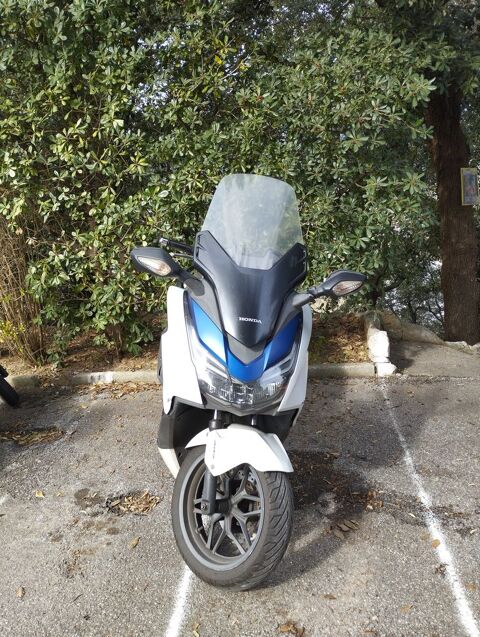 Scooter HONDA 2016 occasion Nice 06000