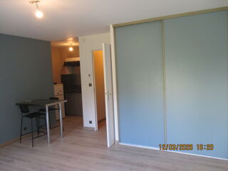  Appartement à louer 1 pièce 32 m² Besançon