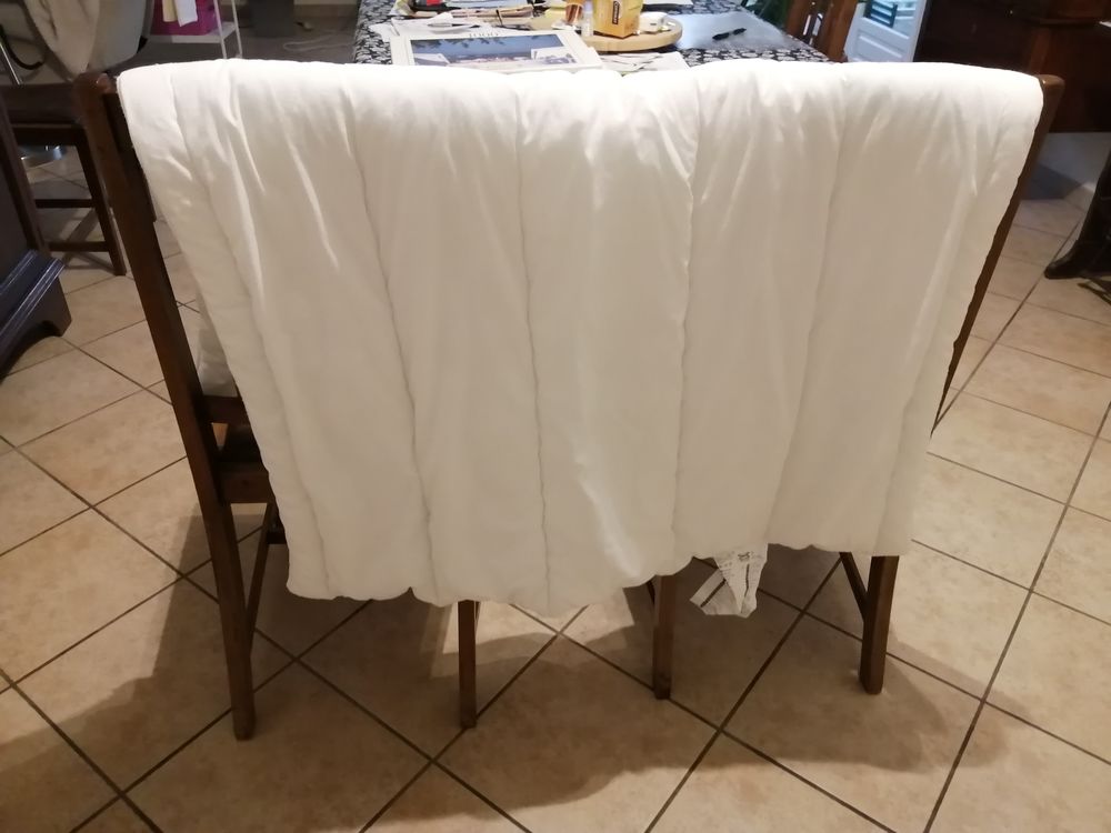 Couette pour lit b&eacute;b&eacute; Puériculture