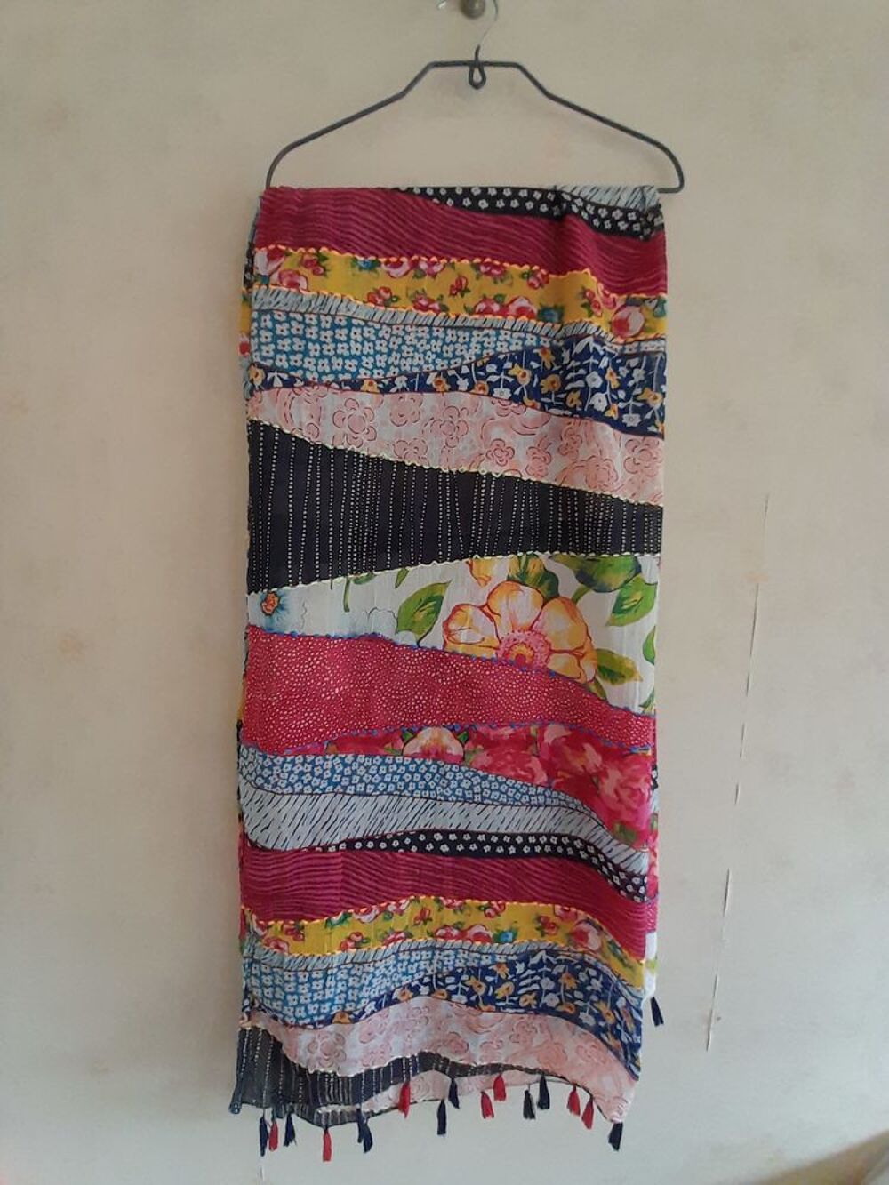 Magnifique foulard (123) Vêtements