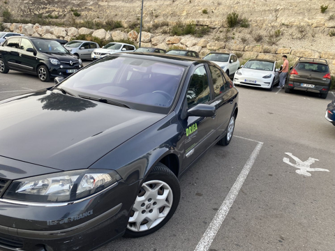 Renault Laguna II Laguna 1.6 16V Confort Carminat 2005 occasion Aix-en-Provence 13090