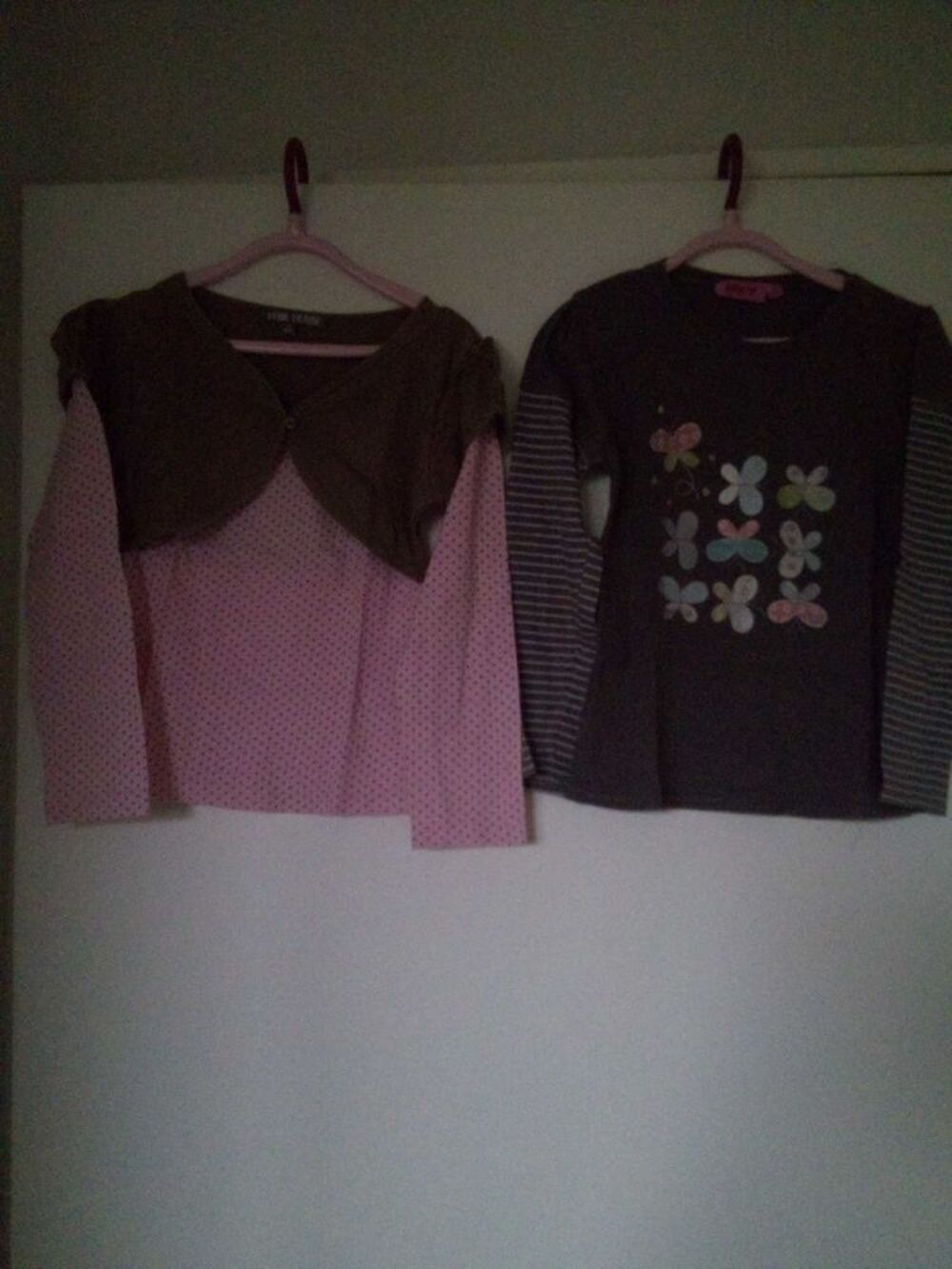 2 tee shifts,gris et rose,au choix,8 ans Vtements enfants