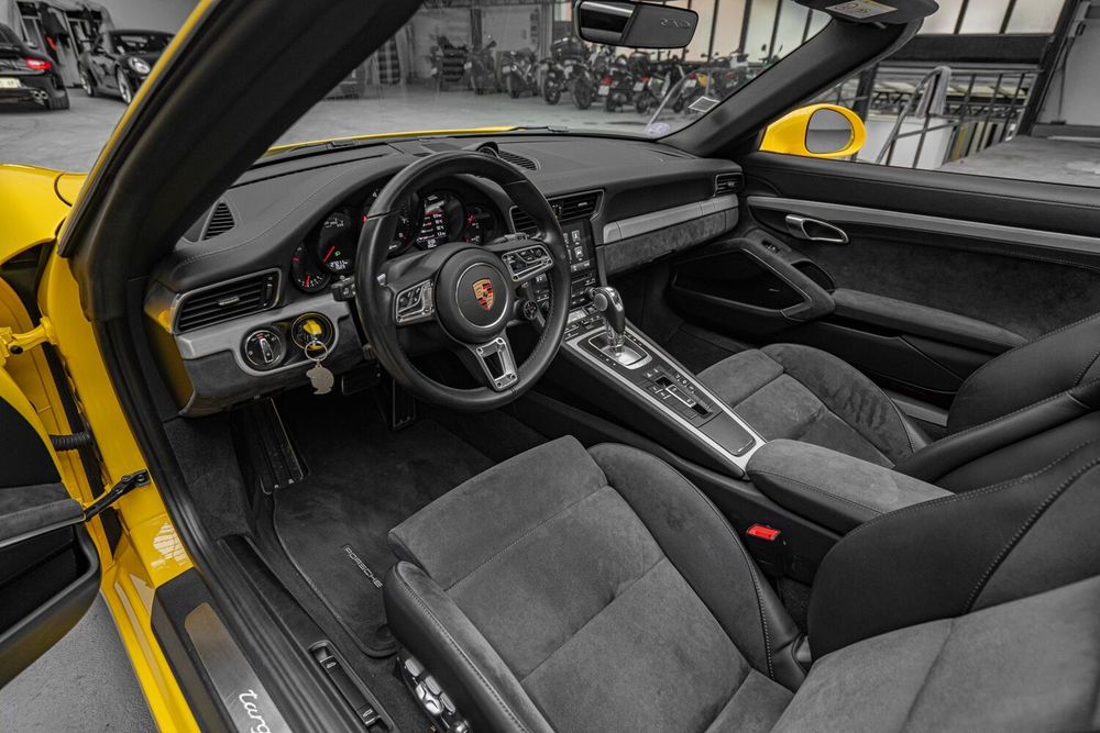 911 (991) 911 Targa 4 3.0i 450 GTS PDK 2017 occasion 75014 Paris
