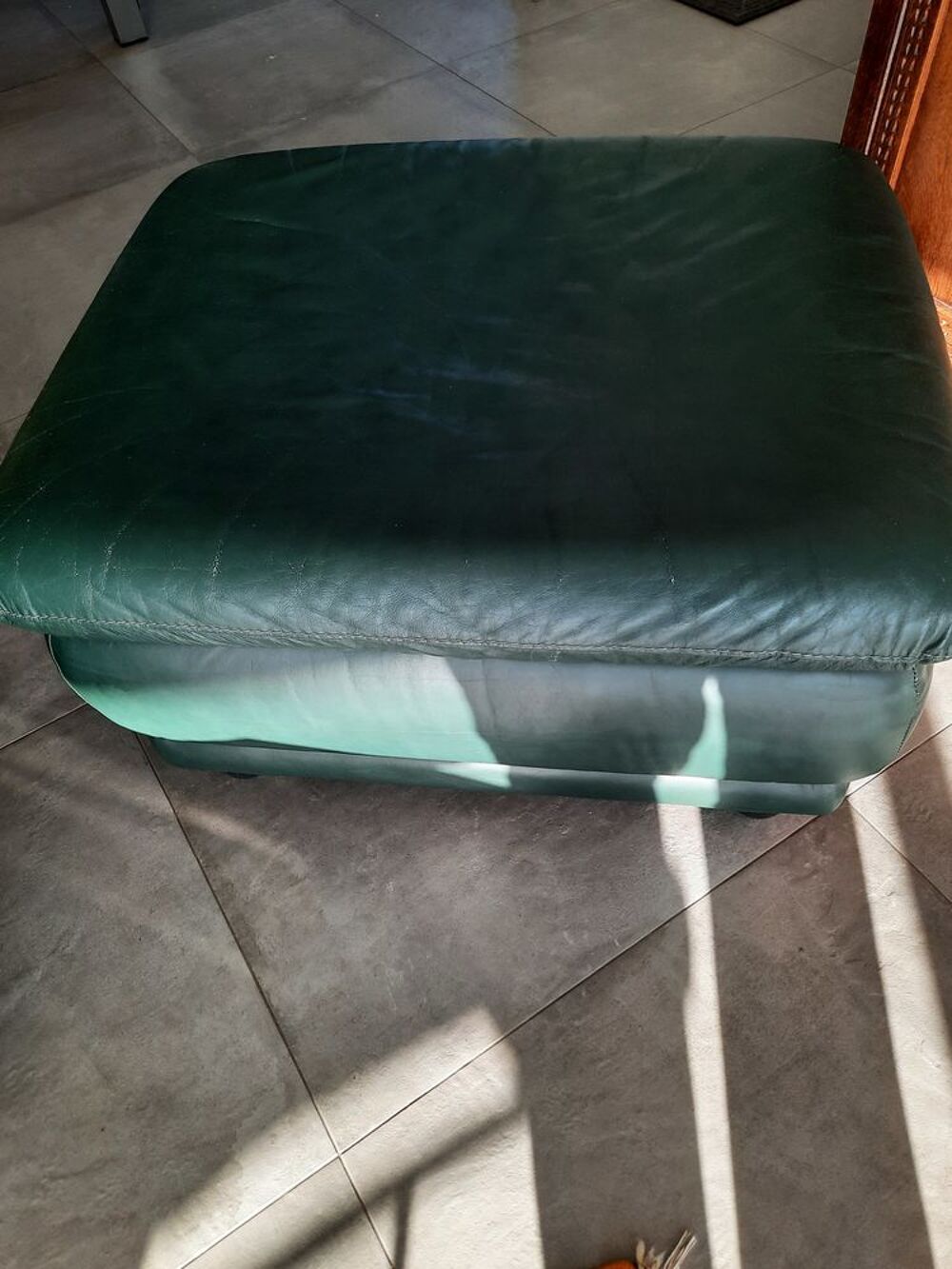 Beau salon complet en cuir Meubles