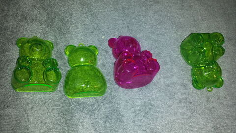 LOT 3 BOITES OURSON
POUR DRAGEES
POUR DECORATION DE NOELS 2 Triel-sur-Seine (78)