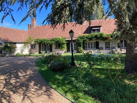   BELLE LONGERE DE CARACTERE  Maison - 7 pi�ce(s) - 192 m�