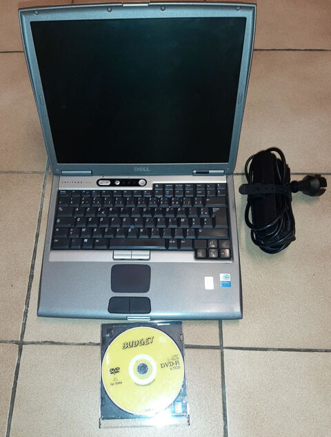 PC Portable Dell D600 Wifi DVD graveur CD webcam 125 Sceaux (92)