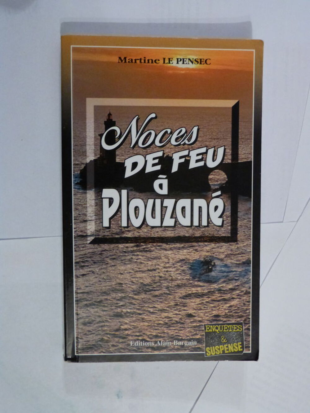 NOCES DE FEU A PLOUZANE policier BRETON BARGAIN Livres et BD