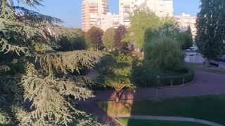  Appartement � louer 4 pi�ces 86 m�