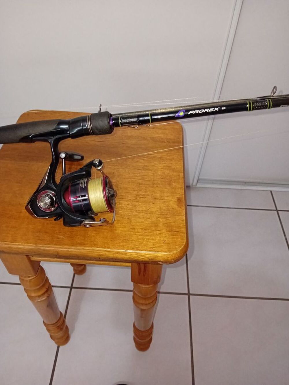 Canne &agrave; p&ecirc;che avec moulinet Sports