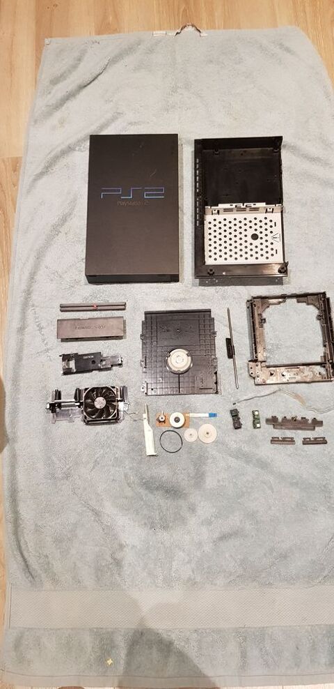 PS2 FAT SCPH39004 lot pièces détachés divers 10 Montpellier (34)