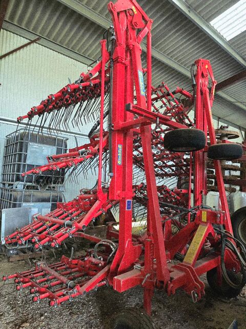 Mat&eacute;riel Agricole / Viticole Mat&eacute;riel Agricole / Viticole 2019 occasion Pioussay 79110