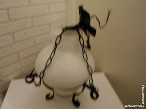 SUSPENSION EN FER FORGE ET GLOBE TRANSPARENT NEUF Sens (89)