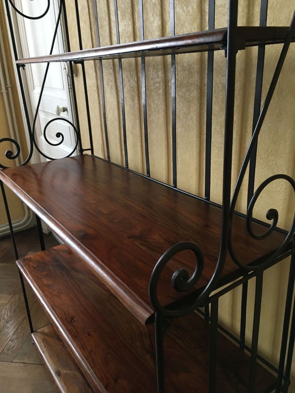 &Eacute;tag&egrave;re Lub&eacute;ron Meubles